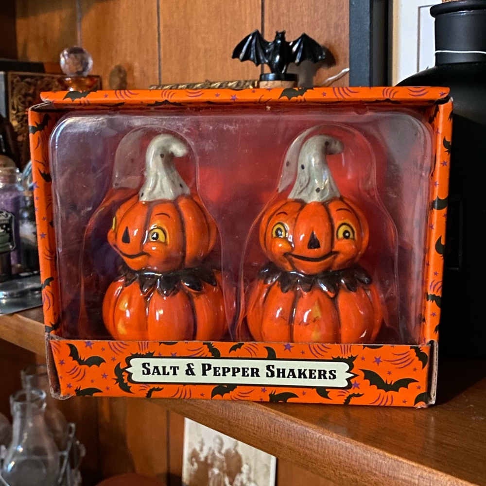 Johanna Parker Salt Shakers
